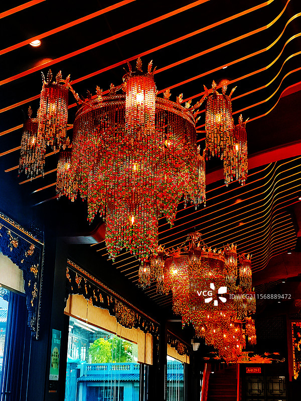 广州泮溪画舫餐厅吊灯图片素材