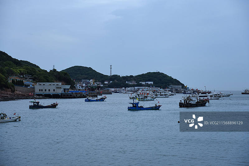 舟山小乌石塘风景区渔船船只停泊风景图片素材