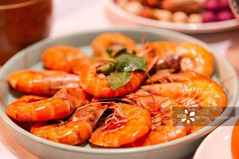 一盘鲜嫩大虾图片素材