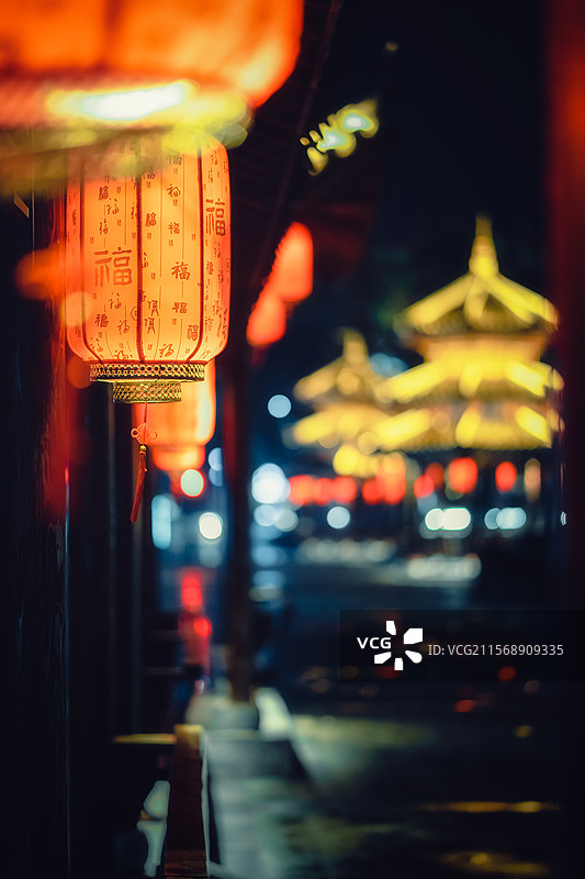 雨夜灯笼图片素材