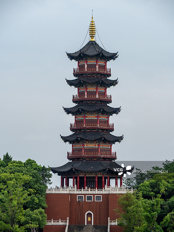 南昌象湖湿地公园万寿塔图片素材