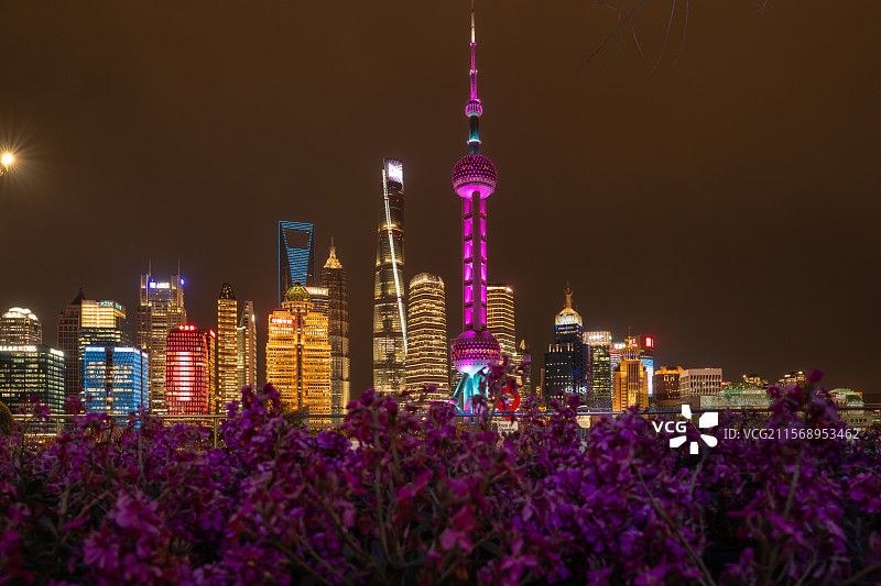 上海北外滩的夜晚图片素材