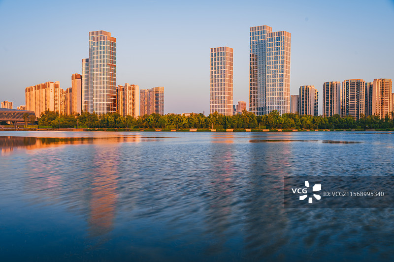 日落时的天府怡心湖图片素材