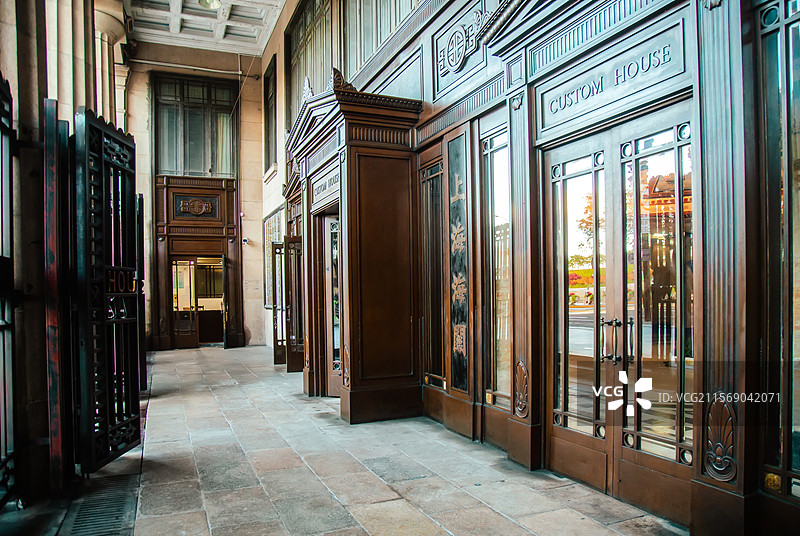 上海外滩江海关大楼建筑景观与内部空间壁画图片素材