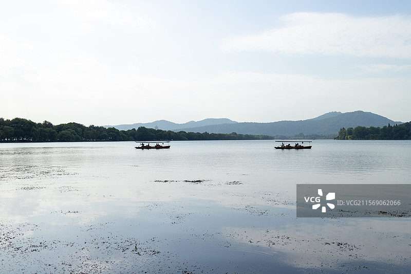 中国浙江省杭州西湖风景名胜区，苏堤春晓自然风光图片素材