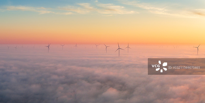 山东德州庆云县云上风电场图片素材