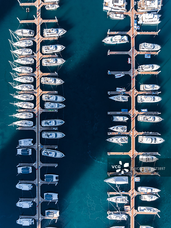 大连东港游艇码头图片素材