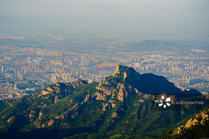山东泰山鸟瞰图片素材