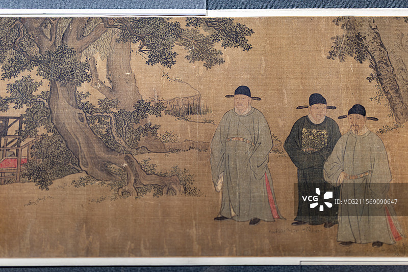 镇江博物馆藏明绢本设色谢环杏园雅集图卷图片素材