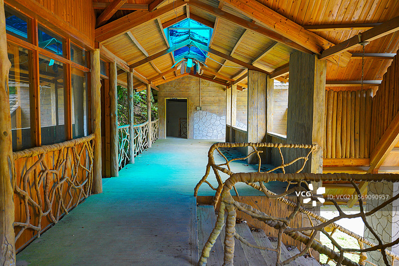 东莞 山上的废弃旅游景区！图片素材