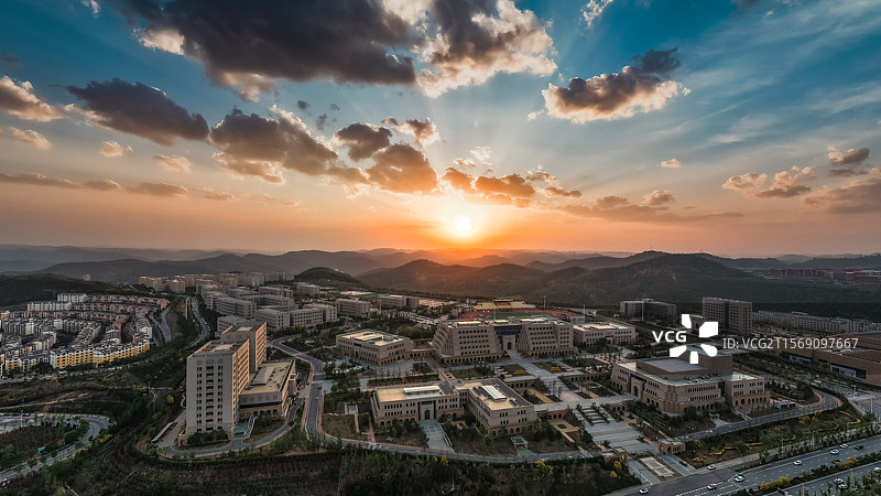 延安大学日落图片素材