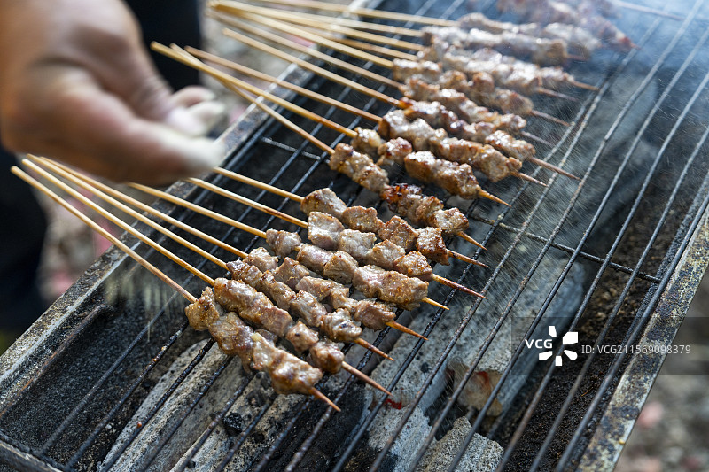 美味诱人的烤牛肉大餐图片素材
