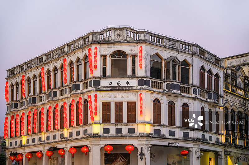 海口骑楼老街水巷口图片素材
