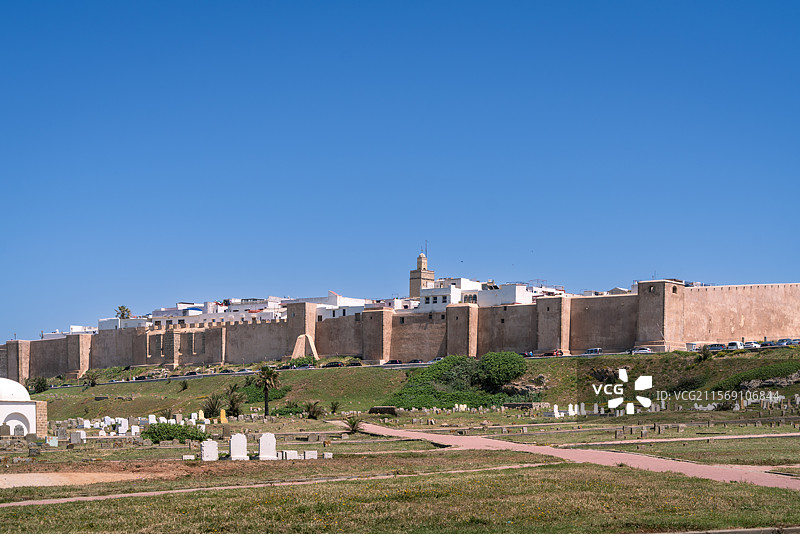 摩洛哥首都拉巴特，濒临大西洋的海滨城市，现代都市与历史古城和谐共存，非洲最高建筑拉巴特塔图片素材