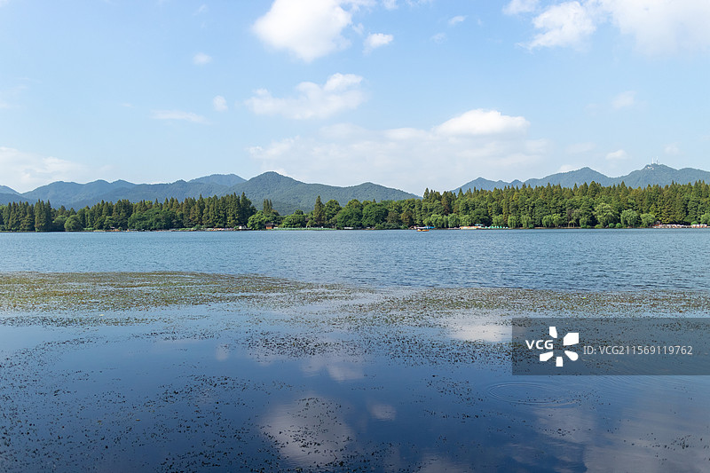 中国浙江省杭州西湖风景名胜区，苏堤春晓自然风光图片素材