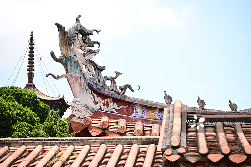 泉州天元寺东西塔与燕尾脊图片素材