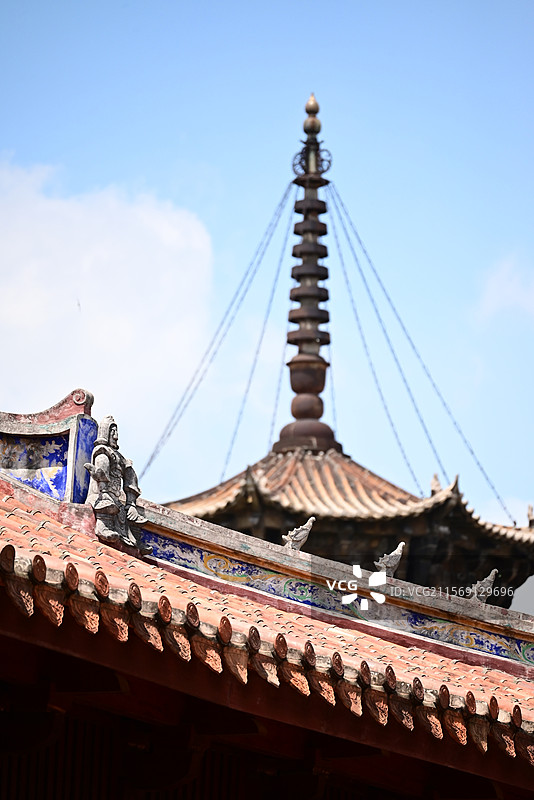 泉州天元寺东西塔与燕尾脊图片素材