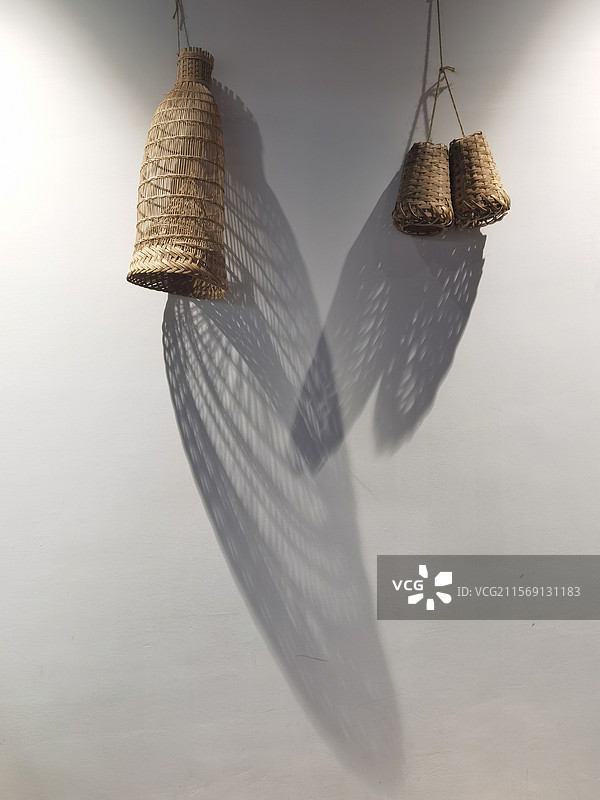 广东中医药博物馆的鱼篓图片素材