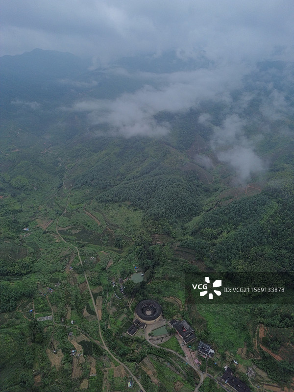 航拍华安大地土楼群-二宜楼图片素材