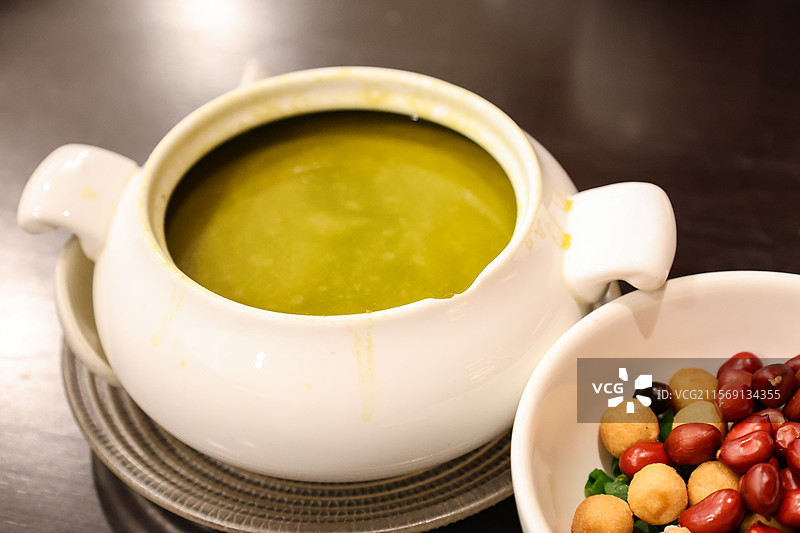 广西特色美食恭城油茶图片素材