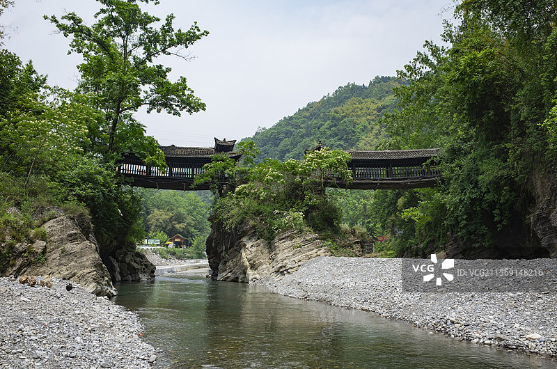 四川绵阳安州区罗浮山下的姊妹桥图片素材