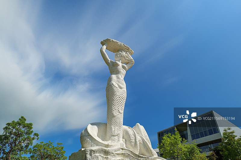 深圳南山蛇口城市地标女娲补天雕像图片素材