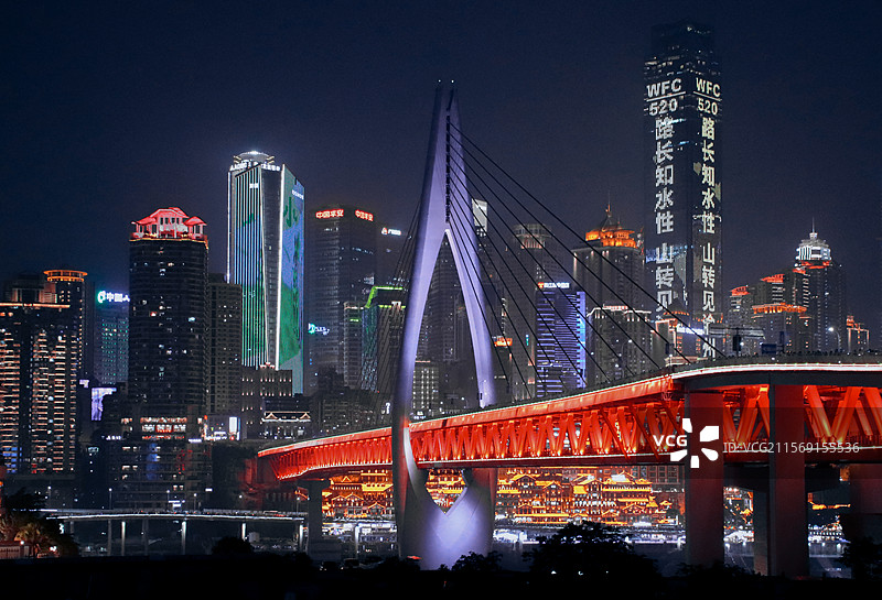 夜晚重庆千厮门大桥图片素材