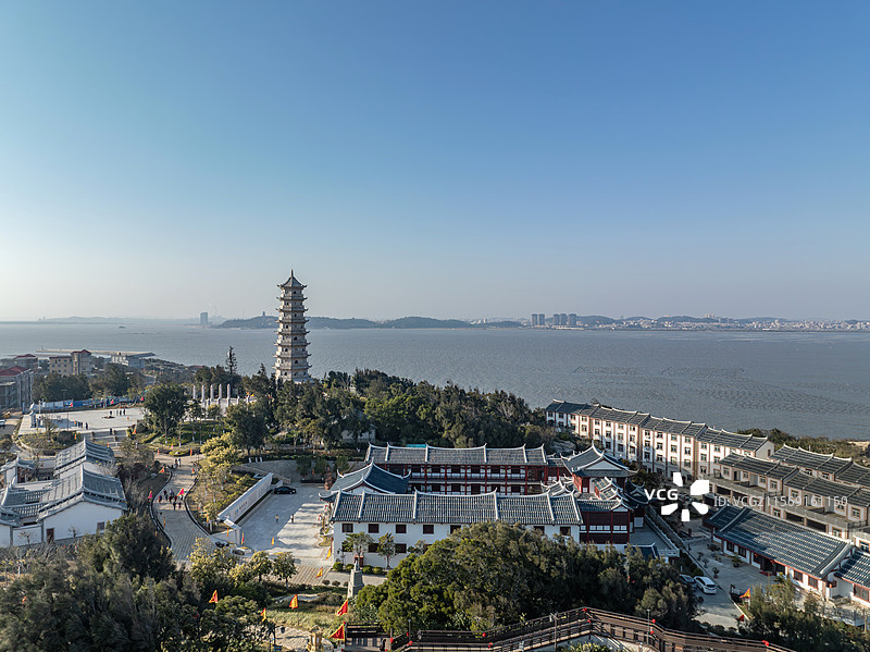 福建莆田湄洲岛妈祖纪念馆“天妃故里”的建筑航拍图片素材