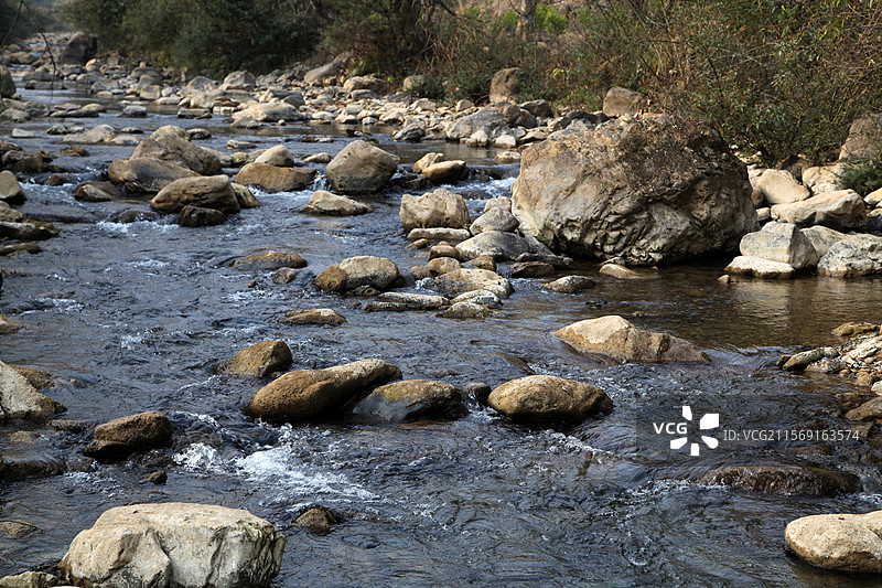 广西凌云县玉洪乡玉保村小溪流图片素材