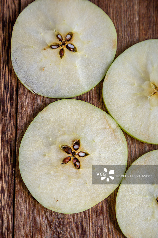 苹果青苹果新鲜水果切片水果切苹果煮苹果水图片素材
