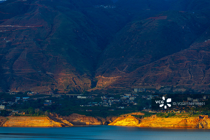 云南省昭通市巧家县金沙江对岸风光图片素材