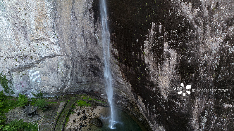 浙江雁荡山景区大龙湫高低空航拍图片素材