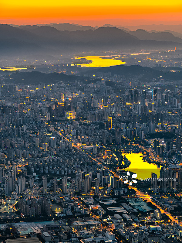 登高鼓山，俯瞰榕城图片素材