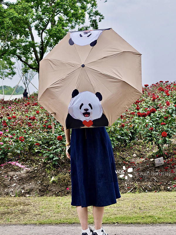 花前伞下图片素材