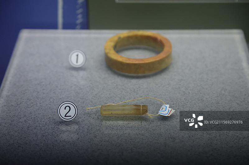 古代中国东方人类陶瓷石器玉石文物图片素材