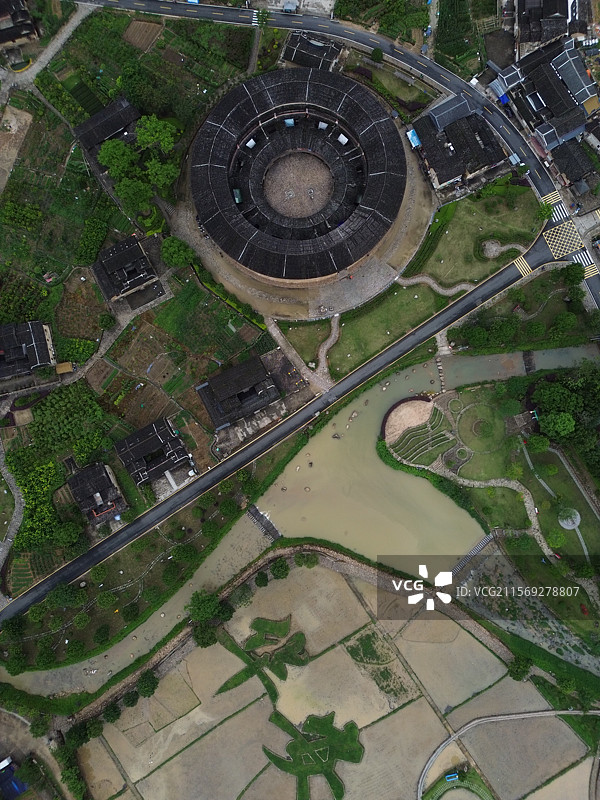 航拍华安大地土楼群-二宜楼图片素材