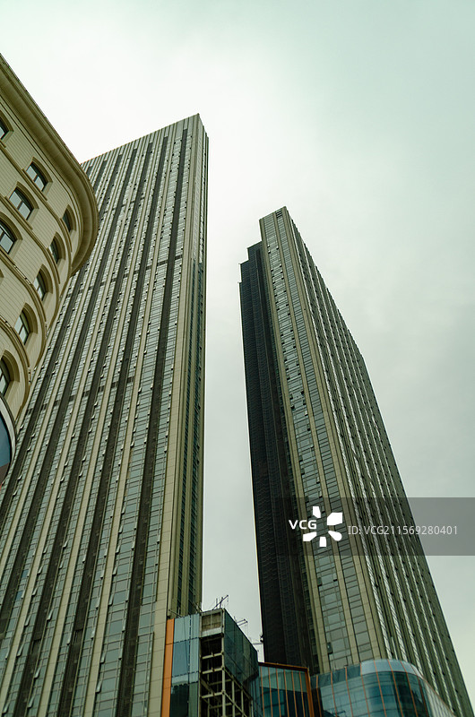 天津现代摩天大楼图片素材