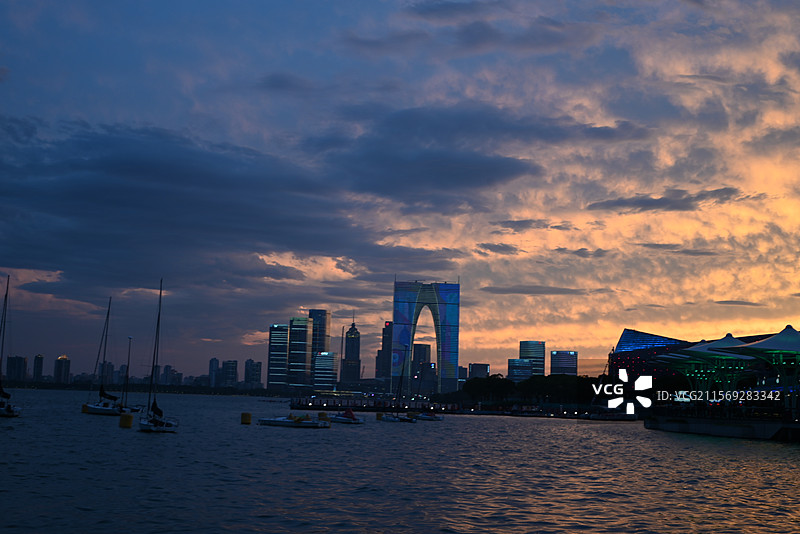 苏州金鸡湖日落景观图片素材