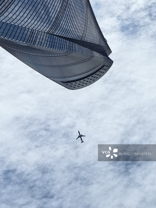 天际·穿越陆家嘴图片素材