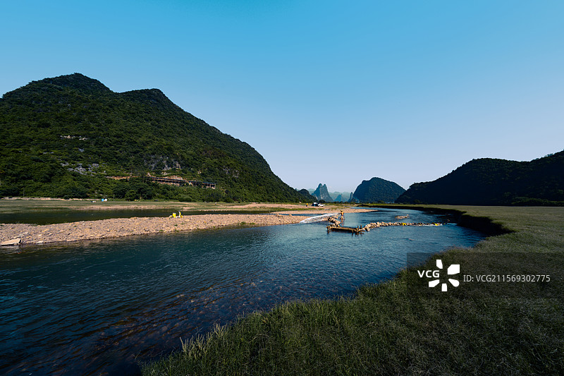 桂林山水农场农村牛羊草原图片素材