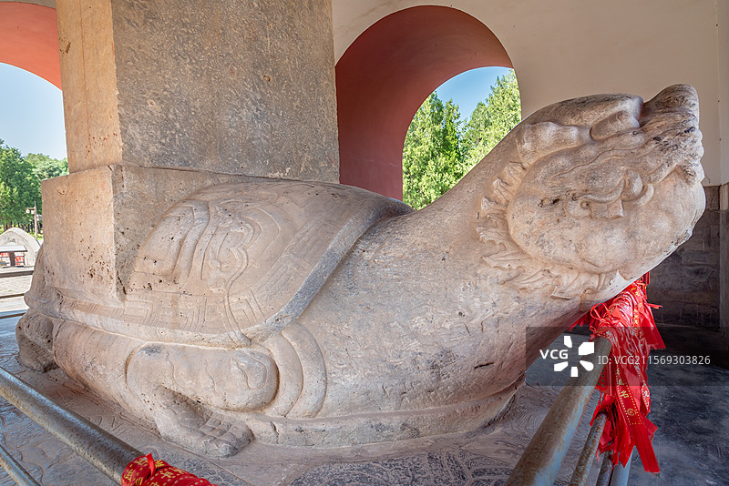 北京明十三陵昭陵神功圣德碑赑屃龟趺图片素材