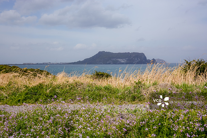 韩国济州岛城山日出峰全貌图片素材