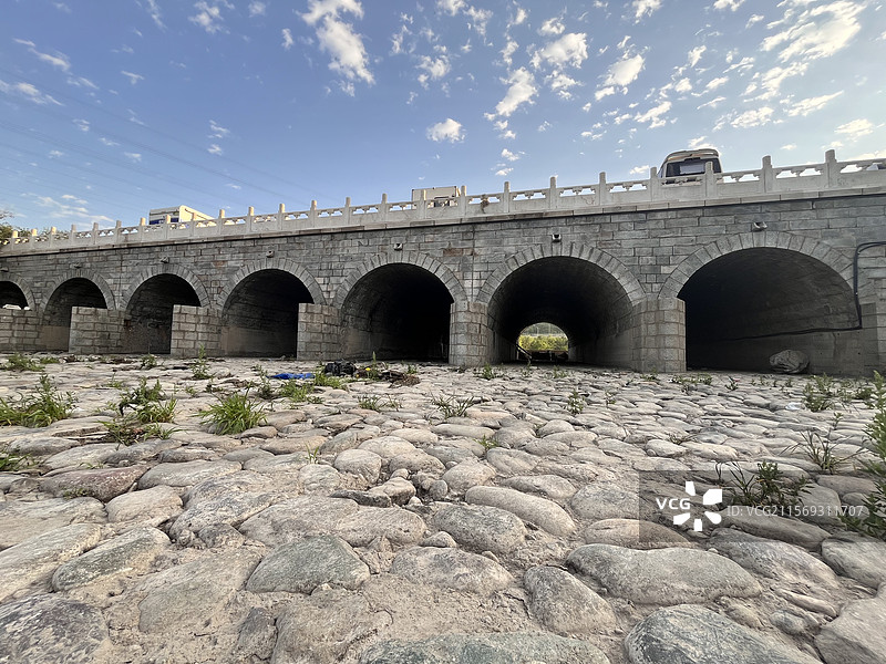 北京莲石湖景区桥图片素材