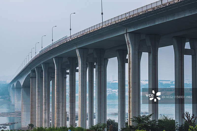 重庆鱼洞长江大桥图片素材
