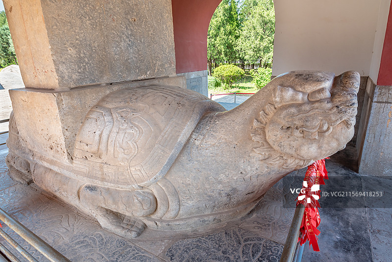 北京明十三陵昭陵神功圣德碑赑屃龟趺图片素材