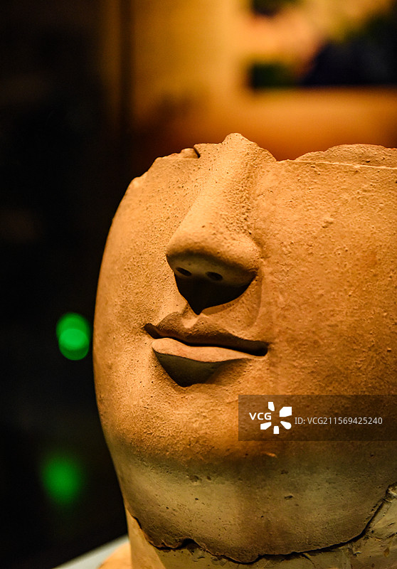 北魏泥塑佛面像（洛阳博物馆馆藏）图片素材