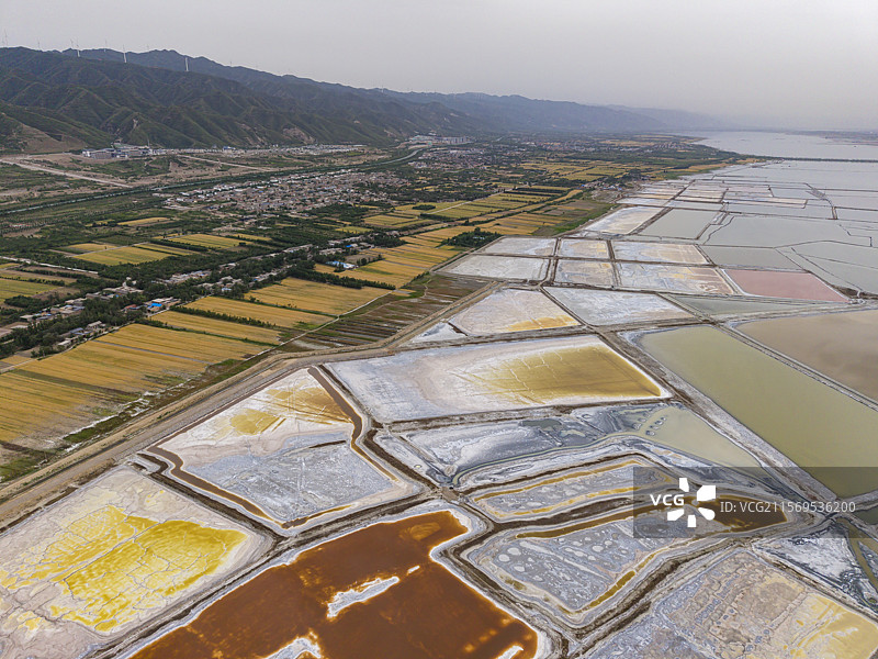 夏日的山西运城盐湖图片素材