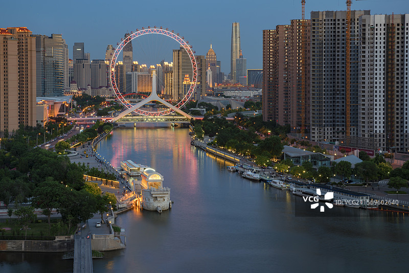 天津之眼摩天轮及天石舫图片素材