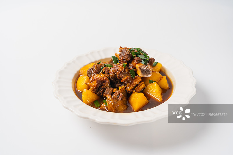 土豆炖牛肉家常菜图片素材