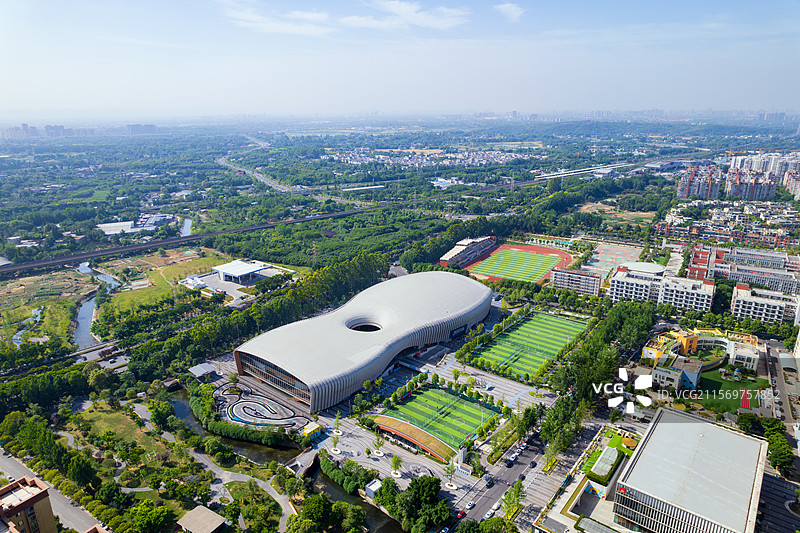 成都市新都香城体育中心体育馆白昼航拍成都世运会比赛场馆图片素材